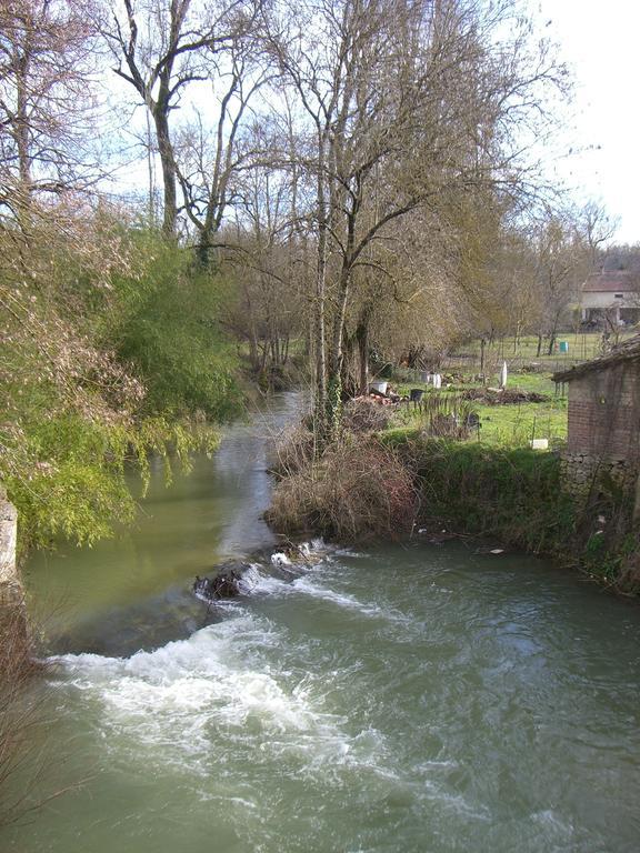 Les Heures Claires Cahuzac-sur-Vere Екстер'єр фото